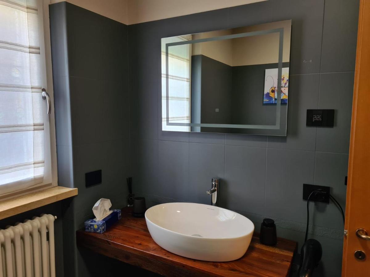 Ferienwohnung Infinite Blue Riva del Garda Exterior foto